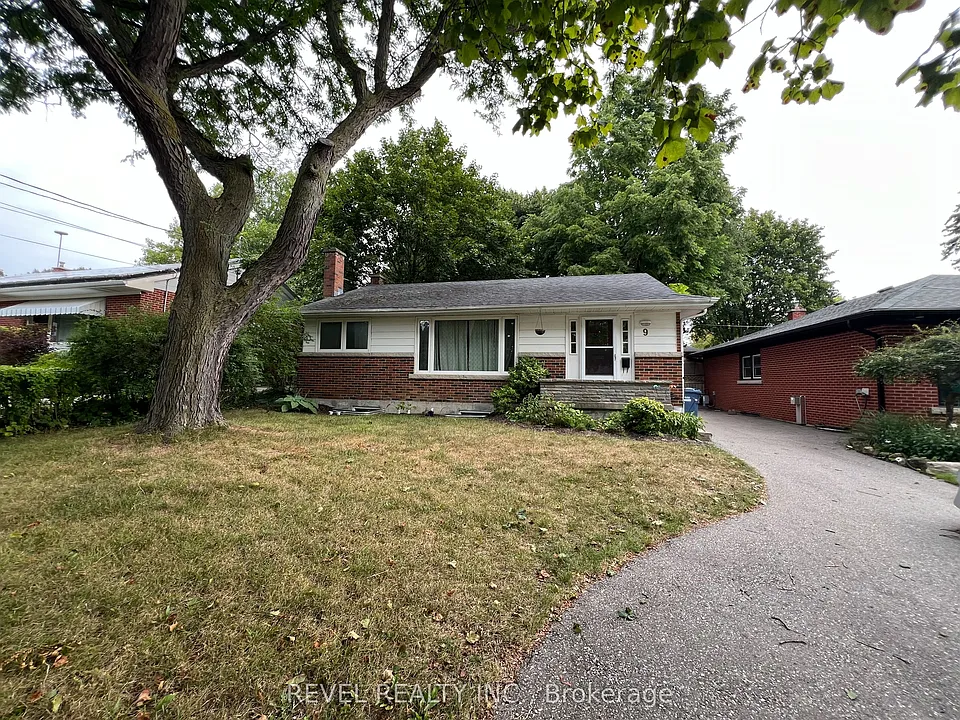 9 Collingwood St #LOWER