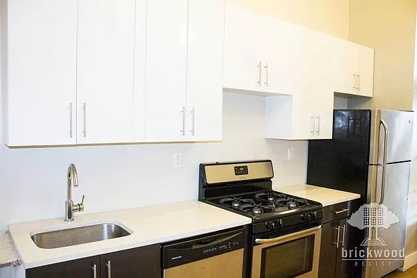 Rented by East Williamsburg Realty Inc | media 45