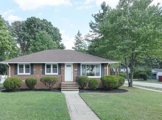 7251 Craigmere Dr, Middleburg Heights, OH