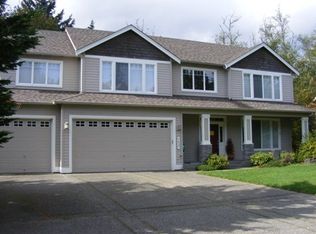 9423 Capstan Dr NE, Bainbridge Island, WA 98110