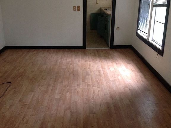3rd image of 120 County Road 421