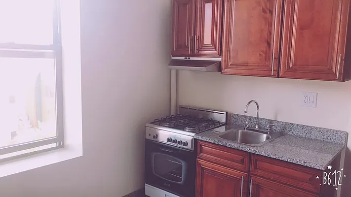 Rented by MTY Group, Inc | media 23