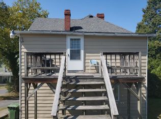 810 Charles Ave #B, Morgantown, WV 26505