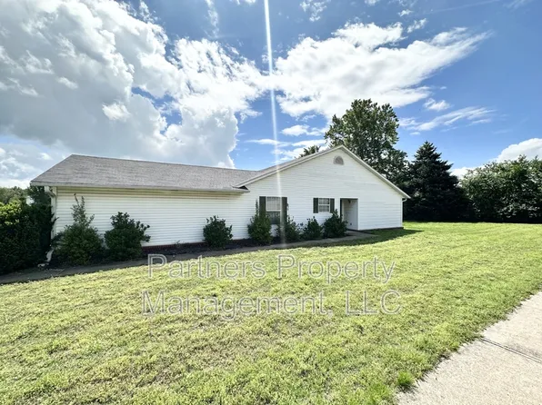 3089 W Mica St #2, Fayetteville, AR 72704