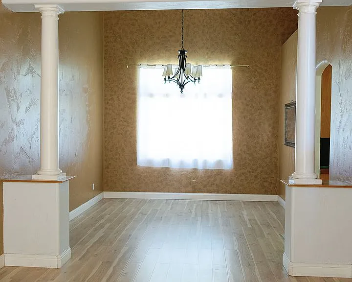 1870 Boalt Dr — Photo 17