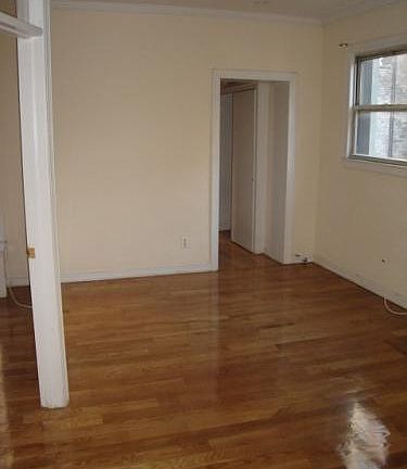 3rd image of 163 E 36th St #4D@