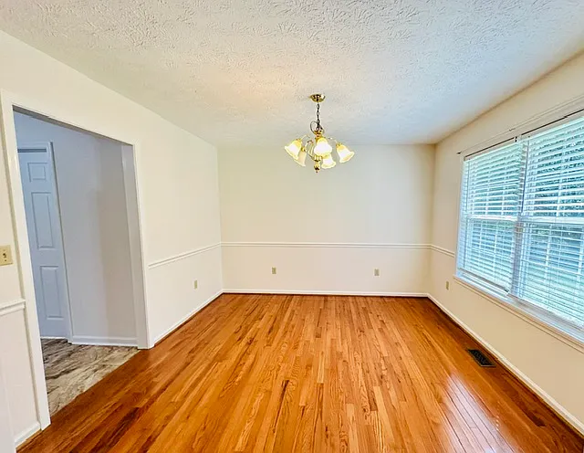 1304 Jollett Rd — Photo 23