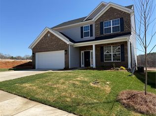 1869 Black Horse Rd #75, Kernersville, NC 27284