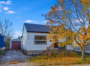7 Wallace St, Peterborough, ON K9H1A8