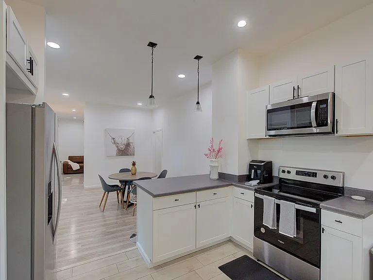 534 Wofford St — Photo 9