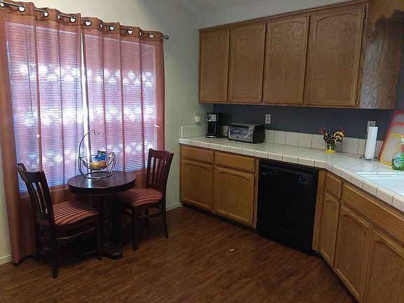 5th image of 786 Lourence Ct
