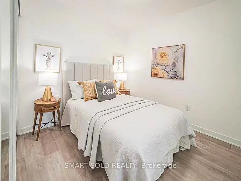 100 Dalhousie St #411 — Photo 17