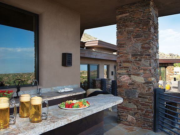 Full Service Outdoor Bar