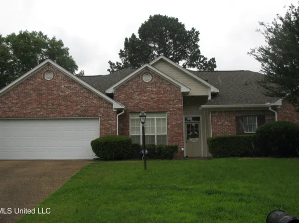129 Warrior Ln, Clinton, MS 39056
