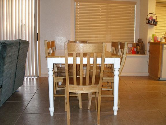 4th image of 12940 Foxwood Dr