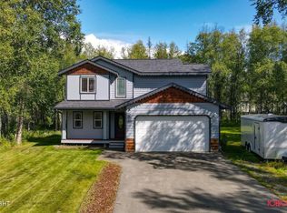 5923 E Summit Cir, Wasilla, AK 99654
