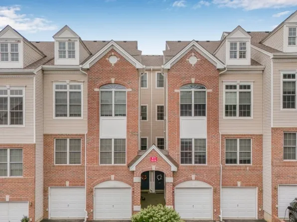 13 Nelke Ct #407, Hawthorne Boro, NJ 07506