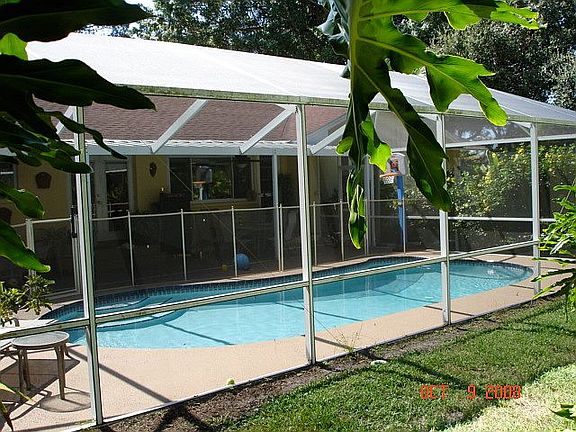 4th image of 515 N Shore Dr