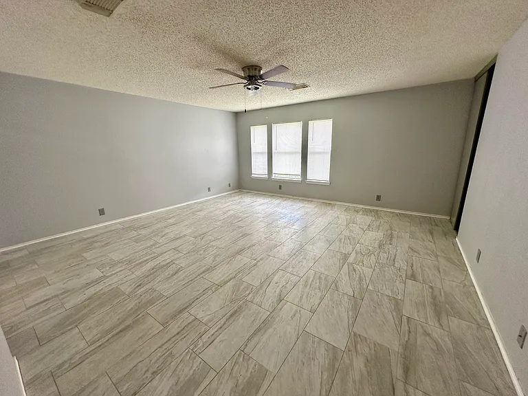 2129 Domal Ln — Photo 15