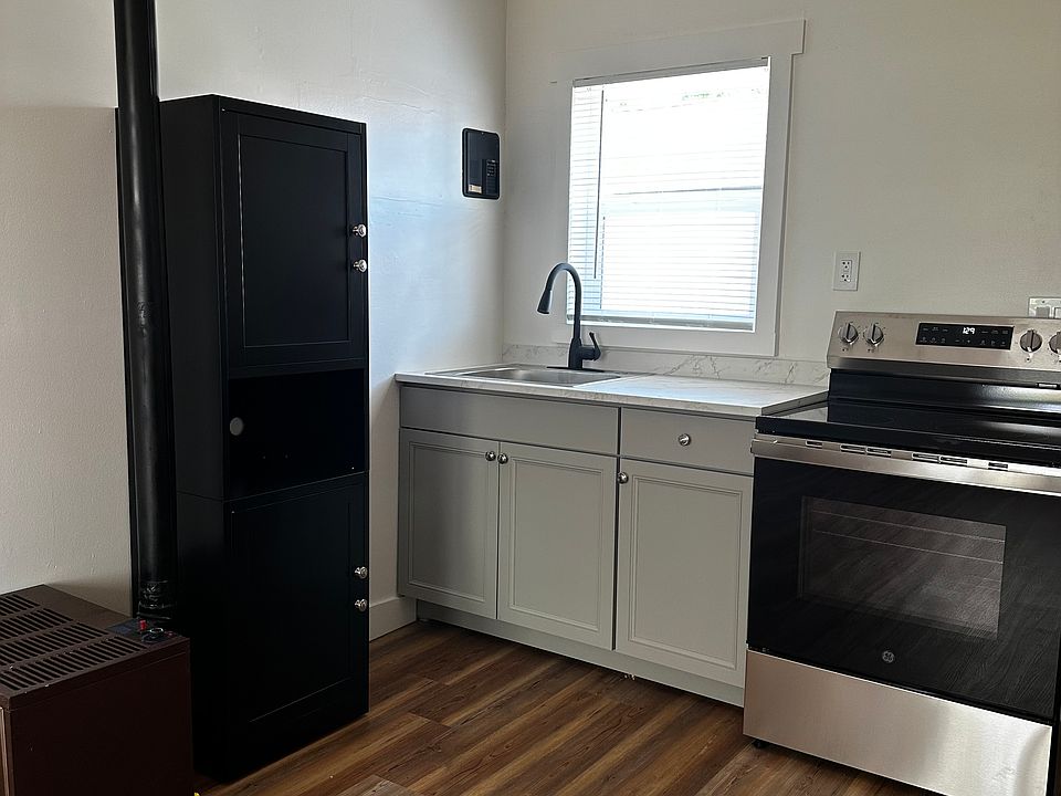1st image of 211 Washington St Unit 7