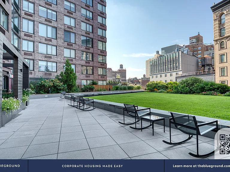 1 Union Sq S #17E — Photo 20