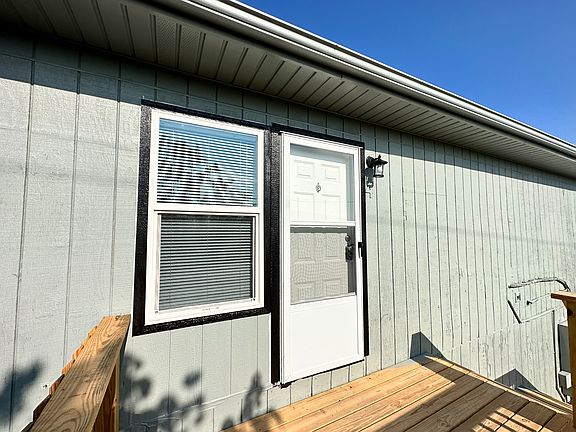 2nd image of 361 Barnett Dr #4