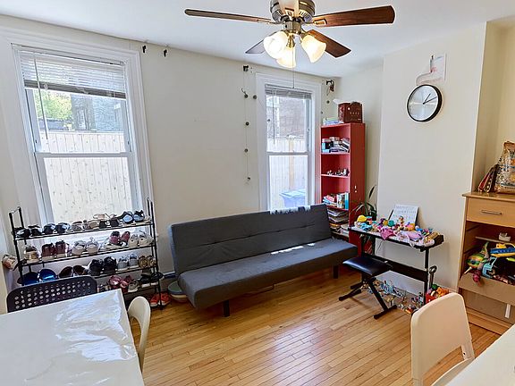 4th image of 45 Cameron St #2