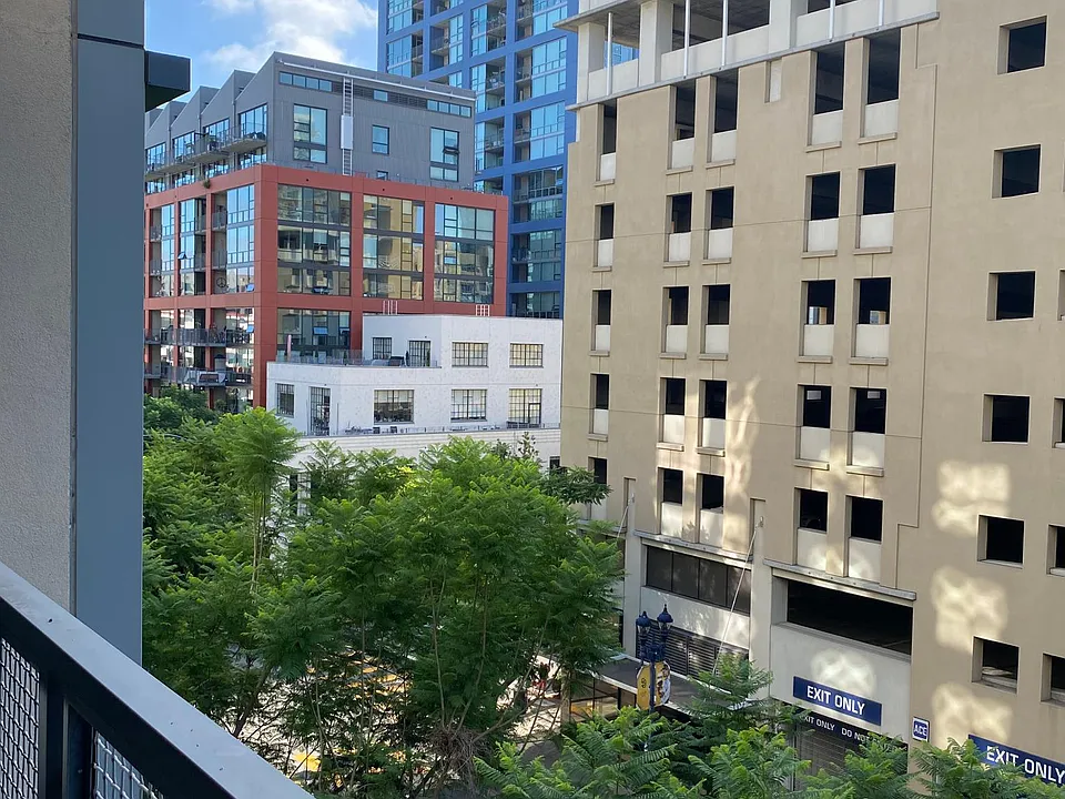 1150 J St #522