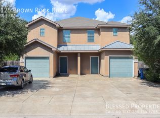 1125 Brown Rock Dr, New Braunfels, TX 78130
