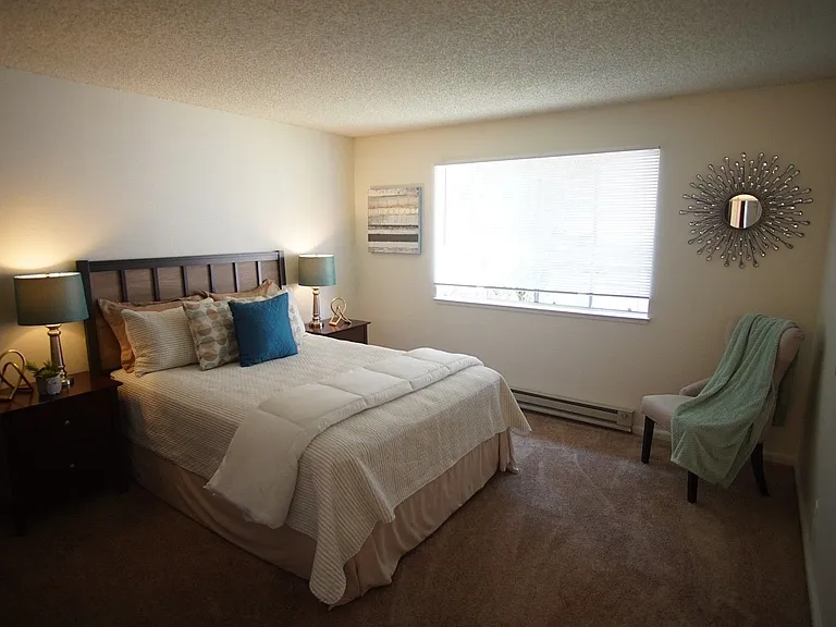 Sandlewood Apartments — Photo 14