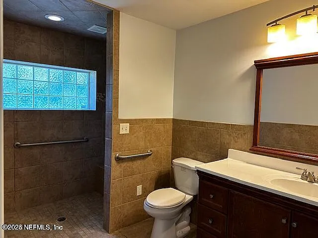 1012 N 6th Ave — Photo 14