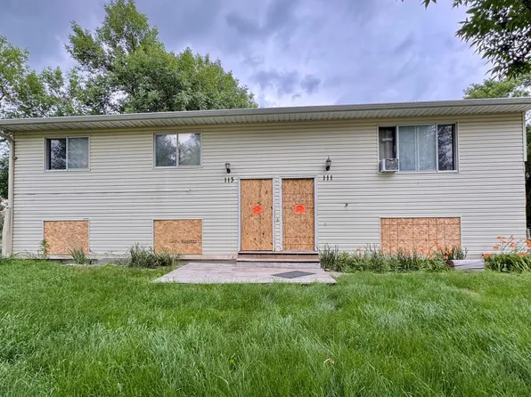 111 & 113 32nd Ave N, Fargo, ND 58102