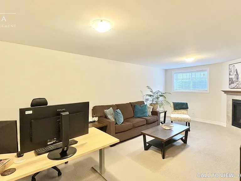 526 Muscari St — Photo 7