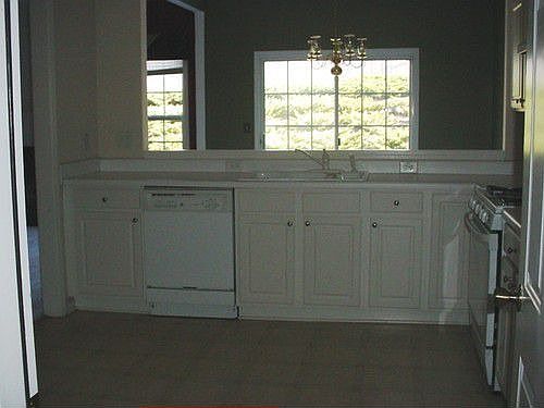 2nd image of 207 Regent Sq
