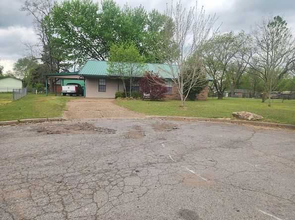 825 Wade Cir