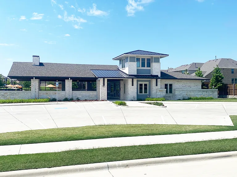 4011 Goldfinch Hvn — Photo 36