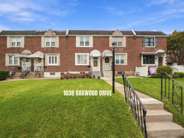 1038 Oakwood Dr