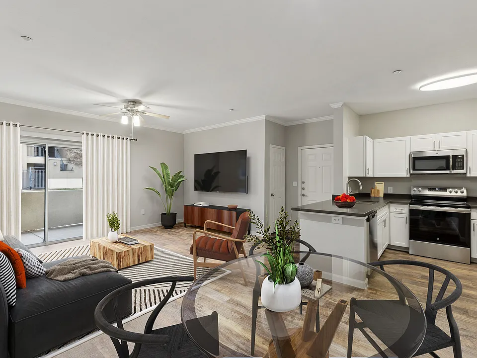Cross Pointe Apartment Homes