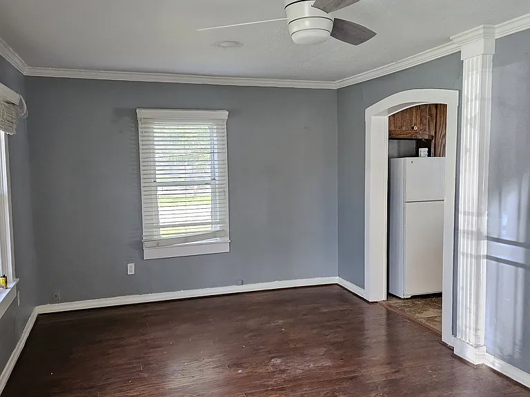 321 Jefferson St — Photo 3