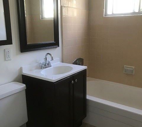 3rd image of 3665 McLaughlin Ave APT 4