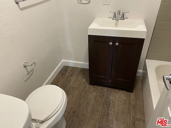 2nd image of 11810 S Avalon Blvd