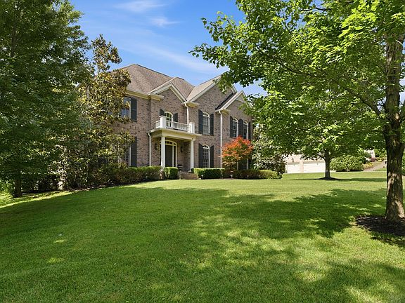 3rd image of 13 Ironwood Ln