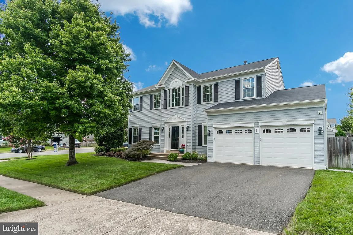 1 Dorchester Ct photo 1