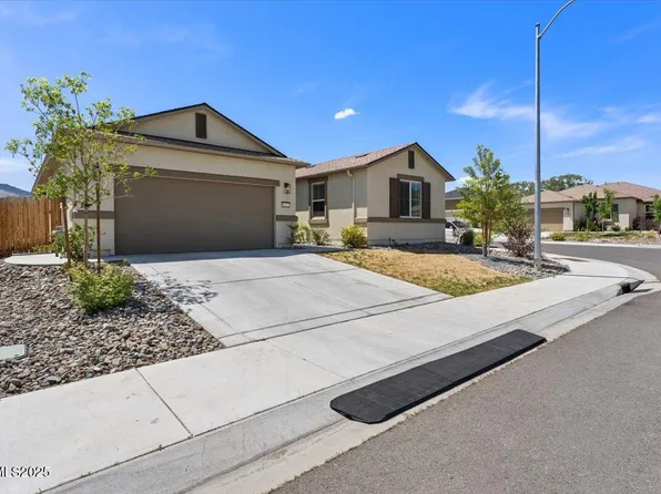 6422 Eagle Peak Dr, Carson City, NV 89701