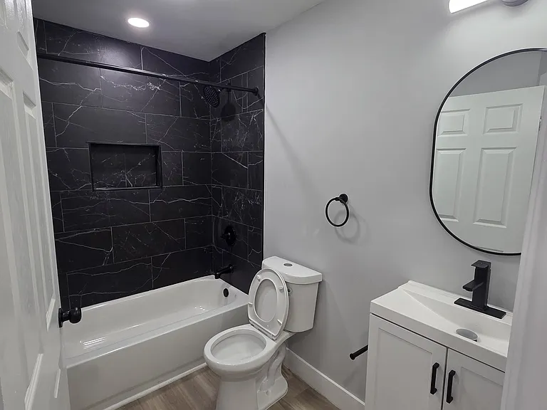 5026 Belair Rd — Photo 9