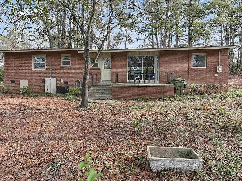 2nd image of 1657 Overhill Rd