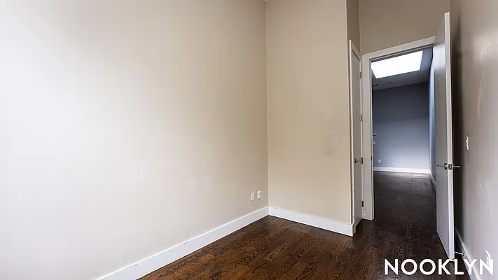 Rented by Nooklyn NYC LLC | media 24