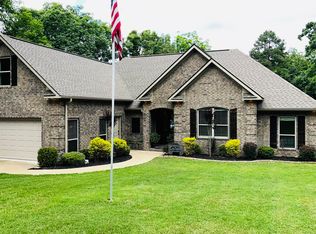 2925 Shade Tree Dr, Batesville, AR 72501