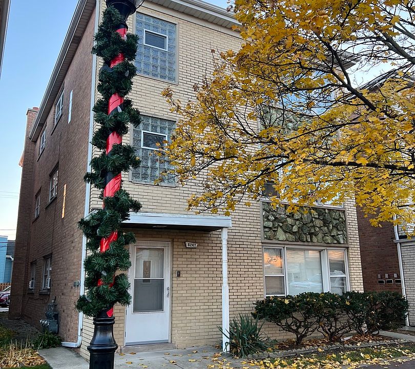 1st image of 8247 Grand Ave
