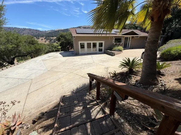 17295 Holiday Dr, Morgan Hill, CA 95037